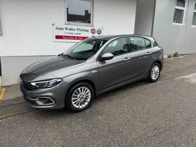 Gebraucht Fiat Tipo Life 101 PS (74 kW) 2021 Grau Limousine