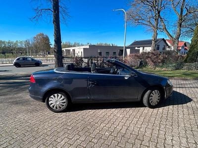 Gebraucht VW Eos 122 PS (89 kW) 2008 Blau Cabrio