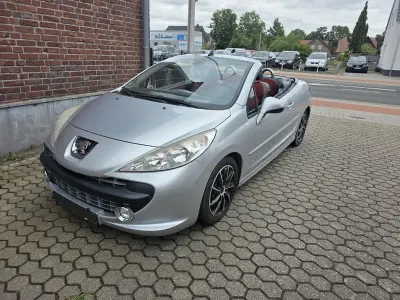 Gebraucht Peugeot 207 CC Sport 120 PS (88 kW) 2008 Silber Cabrio