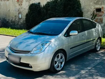 Brugt Toyota Prius 77 HK (56 kW) 2004 Grå Hatchback
