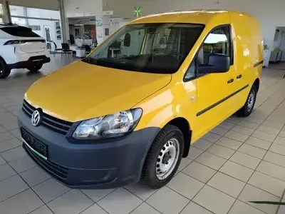 Używany VW Caddy 150 KM (110 kW) 2012 Żółty Minivan