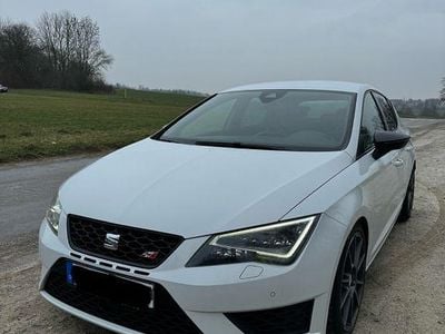 Weiß Gebraucht 2016 Seat Leon Cupra 290 Limousine | 15.900 € (Guter Preis)