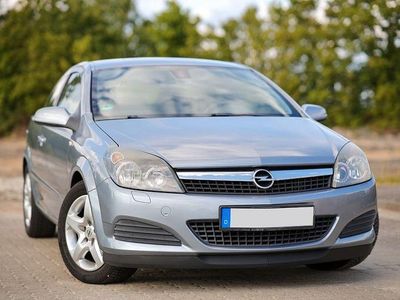 Opel Astra GTC