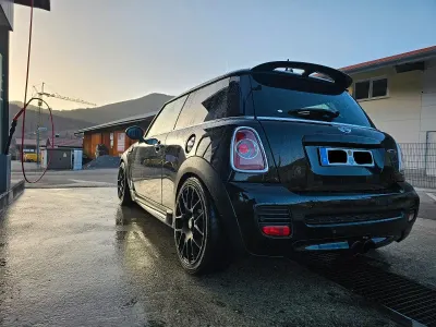 Gebraucht Mini John Cooper Works 211 PS (155 kW) 2012 Schwarz Kleinwagen