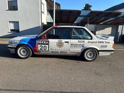 Gebraucht BMW 320 213 PS (156 kW) 1988 Weiß Limousine