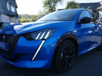 Gebraucht Peugeot 208 GTi 101 PS (74 kW) 2023 Blau Kleinwagen