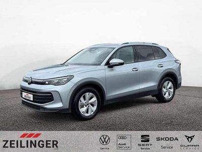 Gebraucht VW Tiguan Life 150 PS (110 kW) 2024 Oyster silver SUV