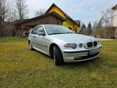 Gebraucht BMW 318 115 PS (84 kW) 2004 Silber Limousine