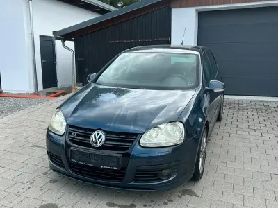 Gebraucht VW Golf V 140 PS (102 kW) 2008 Blau Kleinwagen