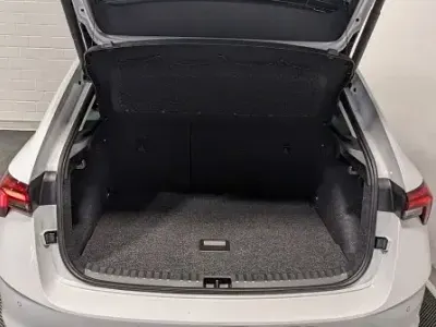 Gebraucht Skoda Scala Tour 150 PS (110 kW) 2025 Metallic Kleinwagen