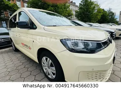 Używany VW Caddy Maxi Dark Label 122 KM (89 kW) 2023 Beżowy Minivan