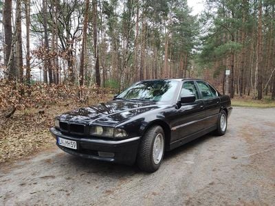 BMW 728