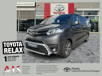 Gebraucht Toyota Proace Verso Team 177 PS (130 kW) 2024 Basaltgrau Kombi