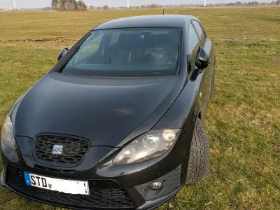 Używany Seat Leon CUPRA 241 KM (177 kW) 2010 Czarny Hatchback