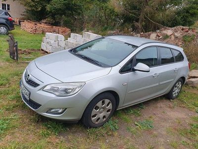 Gebraucht Opel Astra Eco 95 PS (69 kW) 2011 Silber Kombi