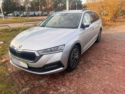 Gebraucht Skoda Octavia Clever 150 PS (110 kW) 2021 Silber Kombi