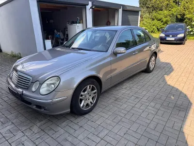 Second-hand Mercedes E200