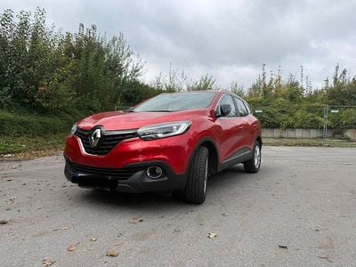 Gebraucht Renault Kadjar LIMITED 131 PS (96 kW) 2019 Rot SUV