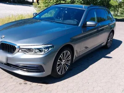 Gebraucht BMW 525 Sport Line 231 PS (169 kW) 2019 Grau Kombi