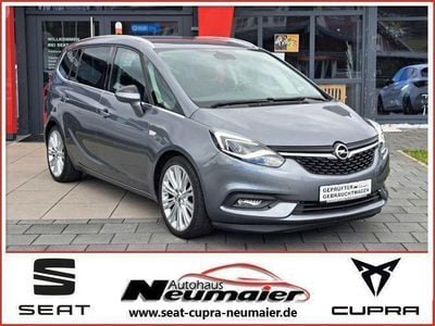 Grau Gebraucht 2017 Opel Zafira Innovation Van / Kleinbus | 12.950 € (Fairer Preis)