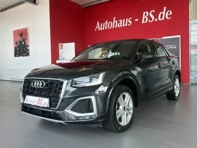 Gebraucht Audi Q2 Advanced 150 PS (110 kW) 2023 Grau SUV