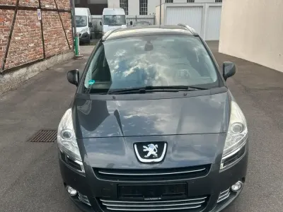 Gebraucht Peugeot 5008 156 PS (114 kW) 2010 Van / Kleinbus