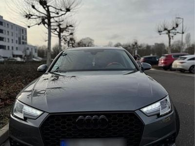Grau Gebraucht 2016 Audi A4 Kombi | 16.900 € (Teuer)