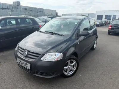 Używany VW Fox 54 KM (39 kW) 2010 Szary Hatchback