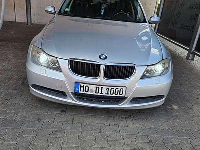 Gebraucht 2006 BMW 320 Kombi | 3.700 €