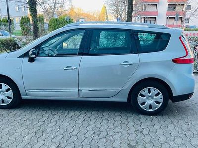 Gebraucht Renault Scénic III Bose Edition 116 PS (85 kW) 2013 Grau Van / Kleinbus