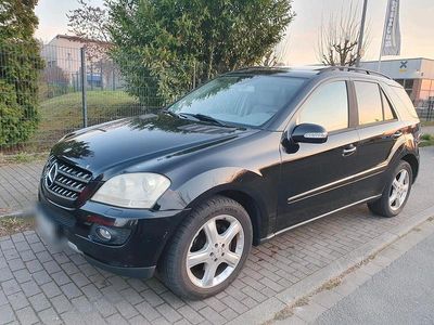 Gebraucht Mercedes ML320 225 PS (165 kW) 2005 Schwarz SUV