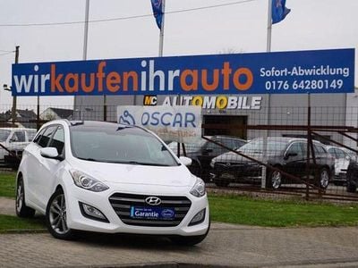 Gebraucht Hyundai i30 Passion 110 PS (80 kW) 2016 Weiß Kombi