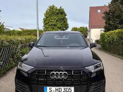 Usata Audi Q7 Competition 328 CV (241 kW) 2021 Nero SUV