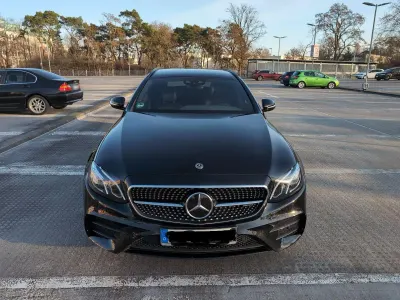 Begagnad Mercedes E43 AMG AMG 401 HK (294 kW) 2018 Svart Sedan