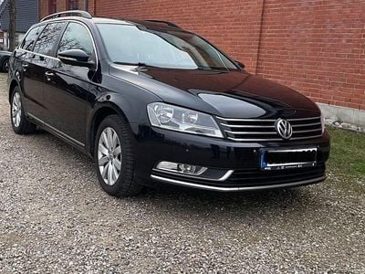 Używany VW Passat Business 140 KM (102 kW) 2014 Czarny Kombi