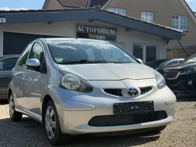 Gebraucht Toyota Aygo City 68 PS (50 kW) 2008 Silber Kleinwagen