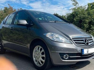 Mercedes A200