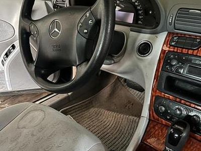 Mercedes C180