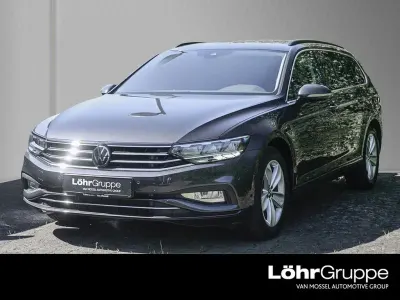 Gebraucht VW Passat Business 200 PS (147 kW) 2023 Grau Kombi