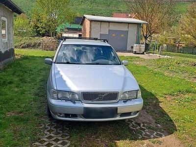 Second-hand Volvo V70 140 CP (102 kW) 1998 Argintiu Break