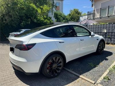 Weiß Gebraucht 2024 Tesla Model Y Performance SUV | 46.000 € (Fairer Preis)