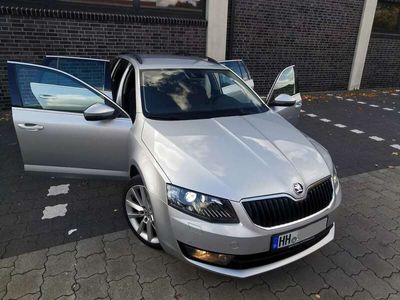 gebraucht Skoda Octavia DSG/ACC/Combi Style. beheiz. Frontscheibe