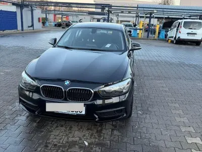 Gebraucht BMW 116 Advantage 109 PS (80 kW) 2015 Schwarz Kleinwagen
