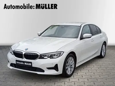 Gebraucht BMW 318 Advantage 156 PS (114 kW) 2021 Alpinweiss iii Limousine