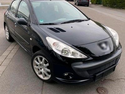 Gebraucht Peugeot 206+ 75 PS (55 kW) 2009 Schwarz Kleinwagen