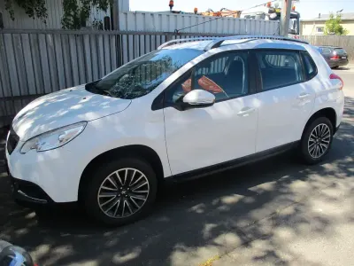 Gebraucht Peugeot 2008 Urban Move 82 PS (60 kW) 2016 Weiß SUV