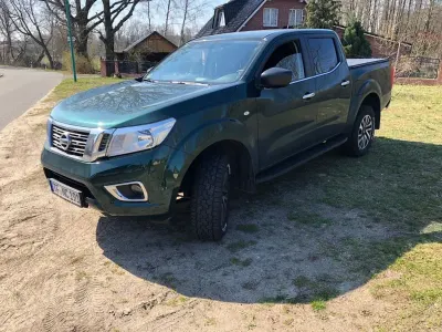 Käytetty Nissan Navara 190 HP (139 kW) 2018 Vihreä Nouto