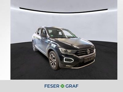 Deep black perleffekt Gebraucht 2021 VW T-Roc Active SUV | 25.650 € (Fairer Preis)