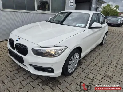 Gebraucht BMW 120 Advantage 184 PS (135 kW) 2016 Weiß Kleinwagen
