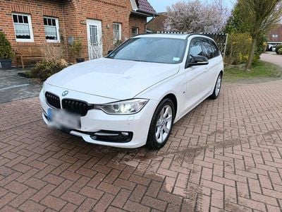 Gebraucht BMW 320 Sport Line 184 PS (135 kW) 2014 Weiß Kombi